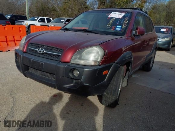 2006 Hyundai Tucson GLS with VIN KM8JN12D16U453097, listed as a IAAI auction lot 41819035 with 237,312 mi miles. Bid and sale history available at carsss.com. Image 2.