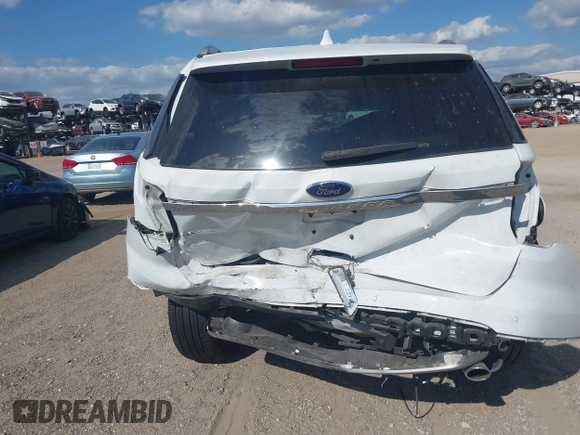2017 Ford Explorer XLT with VIN 1FM5K7D87HGB87910, listed as a IAAI auction lot 42077369 with 51,245 mi miles and . Bid and sale history available at carsss.com. Image 16.