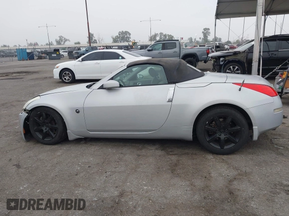 2006 Nissan 350Z Touring with VIN JN1AZ36A36M450659, listed as a IAAI auction lot 42034870 with 77,544 mi miles. Bid and sale history available at carsss.com. Image 14.