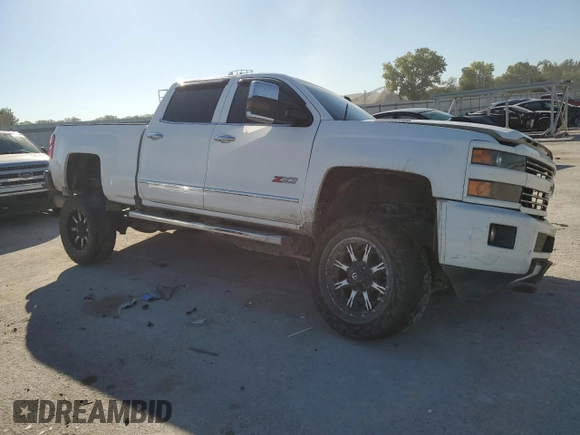 2017 Chevrolet Silverado 3500HD LTZ with VIN 1GC4K0EY8HF108983, listed as a Copart auction lot 73534014 with 121,390 mi miles and Salvage Title. Bid and sale history available at carsss.com. Image 4.