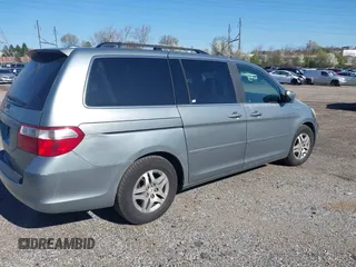 2007 Honda Odyssey EX-L with VIN 5FNRL38787B019019, listed as a IAAI auction lot 41974224 with 170,706 mi miles. Bid and sale history available at carsss.com. Image 4.