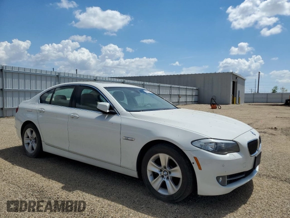 2013 BMW 5 Series 528i xDrive with VIN WBAXH5C59DD114263, listed as a Copart auction lot 56780425 with 128,317 mi miles and Clean title. Bid and sale history available at DreamBid. Image 4.