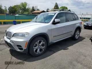 2013 BMW X5 xDrive50i with VIN 5UXZV8C58D0C14983, listed as a Copart auction lot 58820795 with 99,337 mi miles and Salvage title. Bid and sale history available at DreamBid. Image 1.
