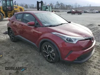 2018 Toyota C-HR XLE z VIN NMTKHMBX5JR055592, wystawiony jako Copart lot #47600295 z przebiegiem 78 579 mil mil oraz Tytuł czysty. Historia ofert i sprzedaży dostępna na DreamBid. Obrazek 4.