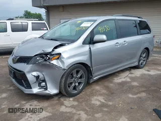 2018 Toyota Sienna SE с VIN 5TDXZ3DC1JS919062, выставлен на аукционе IAAI как лот 42790530 с пробегом 107 040 миль миль и . История ставок и продаж доступна на DreamBid. Изображение 2.