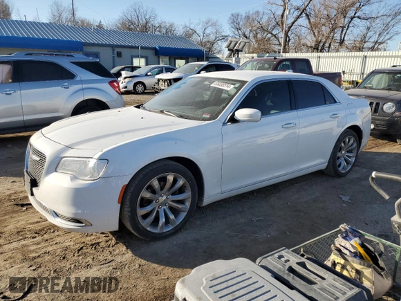 2019 Chrysler 300 Touring with VIN 2C3CCAAG4KH755497, listed as a Copart auction lot 85038514 with 82,453 mi miles and Salvage Title. Bid and sale history available at carsss.com. Image 1.