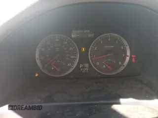 2005 Volvo V50 с VIN YV1MW682252043477, выставлен на аукционе Copart как лот 45303484 с пробегом 84 088 миль миль и Списание • Salvage title. История ставок и продаж доступна на DreamBid. Изображение 9.