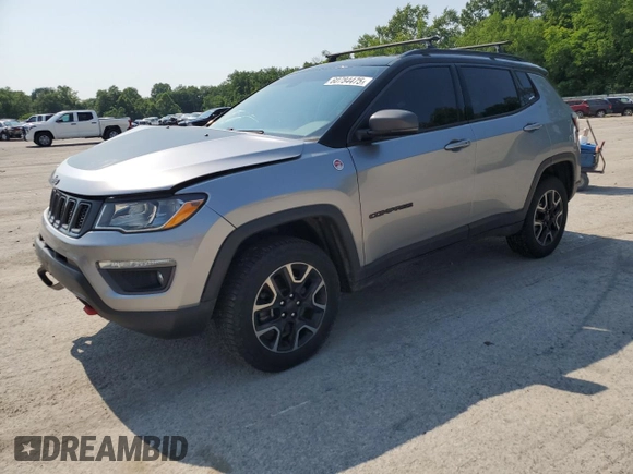2019 Jeep Compass Trailhawk z VIN 3C4NJDDB2KT667874, wystawiony jako Copart lot #60784475 z przebiegiem 82 426 mil mil oraz Szkoda całkowita • Salvage title. Historia ofert i sprzedaży dostępna na DreamBid. Obrazek 1.