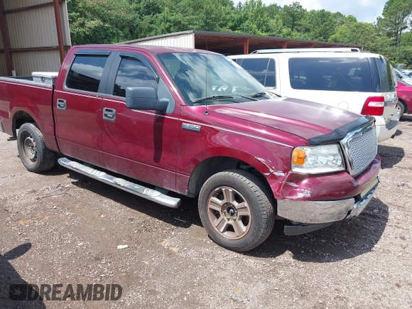 2005 Ford F-150 XLT z VIN 1FTRW12W15KC97658, wystawiony jako IAAI lot #42507791 z przebiegiem 303 492 mil mil oraz . Historia ofert i sprzedaży dostępna na DreamBid. Obrazek 1.