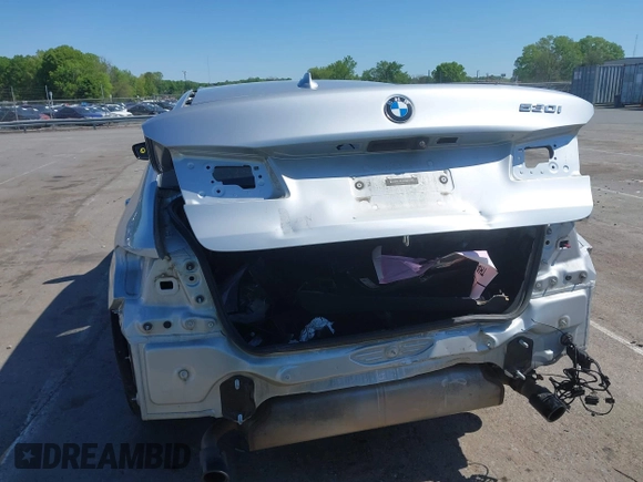 2019 BMW 5 Series 530i with VIN WBAJA5C5XKWW07106, listed as a IAAI auction lot 41977982 with 65,371 mi miles and . Bid and sale history available at carsss.com. Image 6.