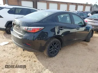 2016 Scion iA with VIN 3MYDLBZV2GY128048, listed as a IAAI auction lot 41402836 with 84,371 mi miles. Bid and sale history available at carsss.com. Image 4.