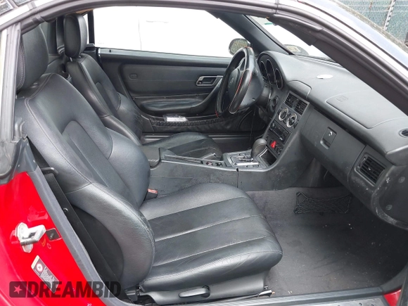 2002 Mercedes-Benz SLK 230 Kompressor with VIN WDBKK49F42F239518, listed as a IAAI auction lot 42697382 with 197,439 mi miles and . Bid and sale history available at DreamBid. Image 5.