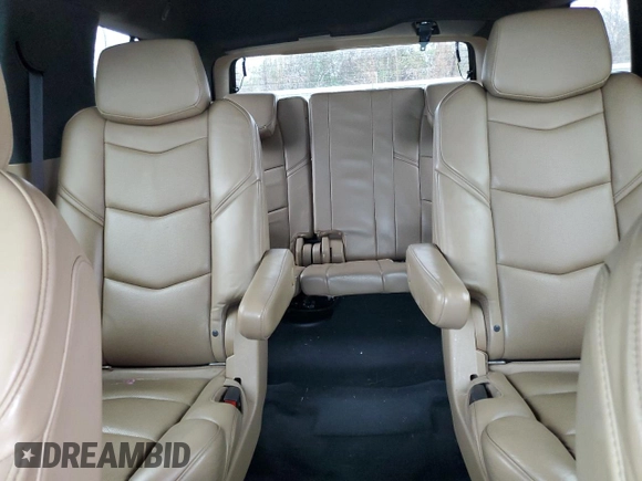 2018 Cadillac Escalade Platinum z VIN 1GYS4DKJXJR196594, wystawiony jako Copart lot #84545204 z przebiegiem 102 462 mil mil oraz Szkoda całkowita • Salvage title. Historia ofert i sprzedaży dostępna na DreamBid. Obrazek 10.