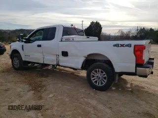2019 Ford F-250 XL with VIN 1FT7X2BT0KEC44508, listed as a Copart auction lot 85003334 with 209,940 mi miles and Salvage title. Bid and sale history available at DreamBid. Image 2.