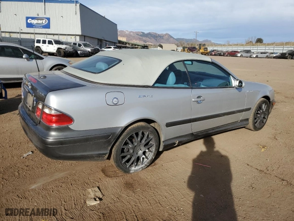 2001 Mercedes-Benz CLK-Class with VIN WDBLK70G41T057037, listed as a Copart auction lot 81661884 with 63,580 mi miles and Salvage Title. Bid and sale history available at carsss.com. Image 3.
