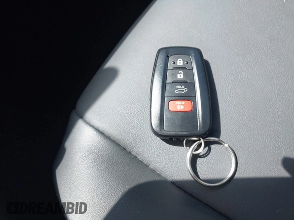 2025 Toyota RAV4 XLE Premium with VIN 2T3A1RFVXSC509876, listed as a IAAI auction lot 42298931 with 3,203 mi miles and . Bid and sale history available at DreamBid. Image 11.