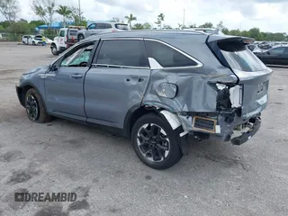 2024 Kia Sorento S z VIN 5XYRL4JC0RG295445, wystawiony jako IAAI lot #41989500 z przebiegiem 6 583 mil mil oraz . Historia ofert i sprzedaży dostępna na DreamBid. Obrazek 3.