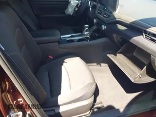 2023 Nissan Altima SV z VIN 1N4BL4DW5PN426467, wystawiony jako IAAI lot #41978564 z przebiegiem 28 703 mil mil oraz . Historia ofert i sprzedaży dostępna na DreamBid. Obrazek 5.
