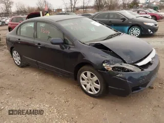 2009 Honda Civic LX z VIN 2HGFA16589H506315, wystawiony jako IAAI lot #41843304 z przebiegiem 151 898 mil mil oraz . Historia ofert i sprzedaży dostępna na DreamBid. Obrazek 1.