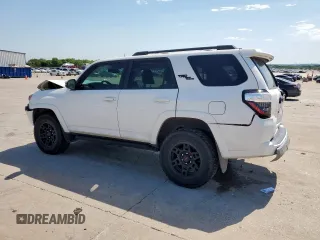 2022 Toyota 4Runner TRD Off Road Premium с VIN JTERU5JR9N5991422, выставлен на аукционе Copart как лот 56635205 с пробегом 61 096 миль миль и Списание • Salvage title. История ставок и продаж доступна на DreamBid. Изображение 2.