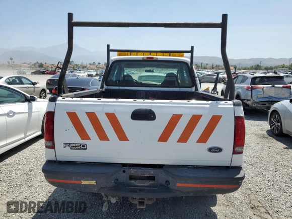 2004 Ford F-250 XL с VIN 1FTNX20L94EB65979, выставлен на аукционе Copart как лот 57833135 с пробегом 231 436 миль миль и Чистый • Clean title. История ставок и продаж доступна на DreamBid. Изображение 6.
