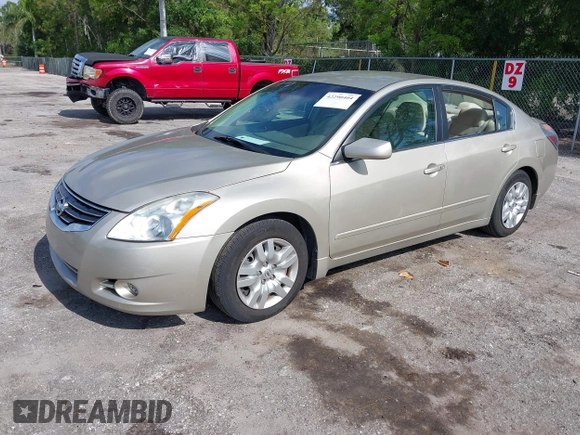 2010 Nissan Altima SL z VIN 1N4AL2AP3AN528824, wystawiony jako IAAI lot #42290404 z przebiegiem 115 014 mil mil oraz . Historia ofert i sprzedaży dostępna na DreamBid. Obrazek 18.