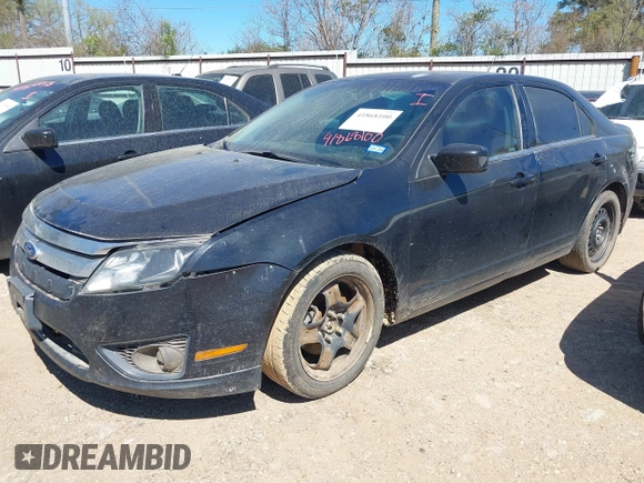 2010 Ford Fusion SE with VIN 3FAHP0HA6AR393781, listed as a IAAI auction lot 41868100 with 228,232 mi miles. Bid and sale history available at carsss.com. Image 2.