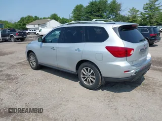 2018 Nissan Pathfinder SL with VIN 5N1DR2MM4JC670095, listed as a IAAI auction lot 42478486 with 291,630 mi miles and . Bid and sale history available at DreamBid. Image 3.