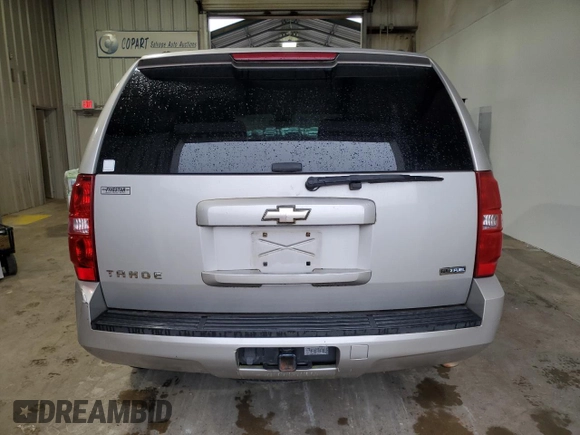 2009 Chevrolet Tahoe LS with VIN 1GNFC13019R276643, listed as a Copart auction lot 43242215 with 226,205 mi miles and Salvage title. Bid and sale history available at DreamBid. Image 6.