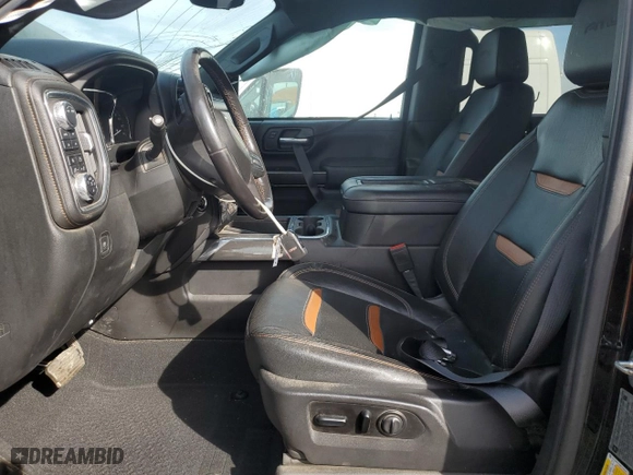 2021 GMC Sierra 2500HD AT4 with VIN 1GT49PEY0MF193638, listed as a Copart auction lot 48352925 with 140,995 mi miles and Salvage Title. Bid and sale history available at carsss.com. Image 7.