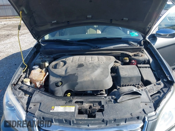 2012 Chrysler 200 Limited with VIN 1C3CCBCG4CN279473, listed as a IAAI auction lot 41983534 with 115,018 mi miles. Bid and sale history available at carsss.com. Image 10.
