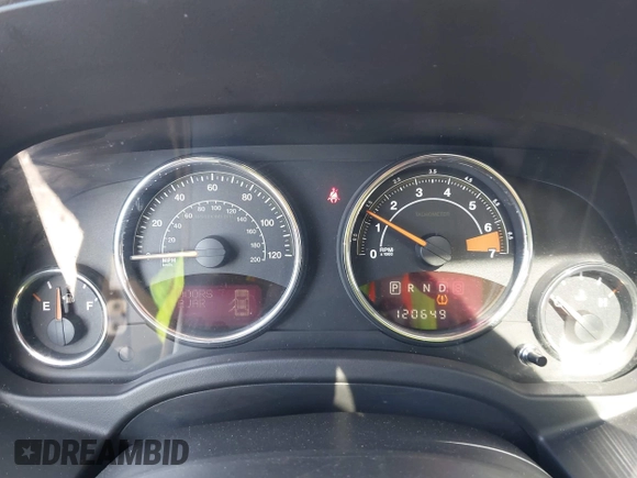 2014 Jeep Patriot Limited z VIN 1C4NJPCB2ED533427, wystawiony jako IAAI lot #42456778 z przebiegiem 120 649 mil mil oraz . Historia ofert i sprzedaży dostępna na DreamBid. Obrazek 7.