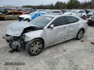 2013 Lexus ES 4dr Sdn with VIN JTHBK1GG0D2059554, listed as a Copart auction lot 85721704 with 187,369 mi miles and Salvage Title. Bid and sale history available at carsss.com. Image 1.