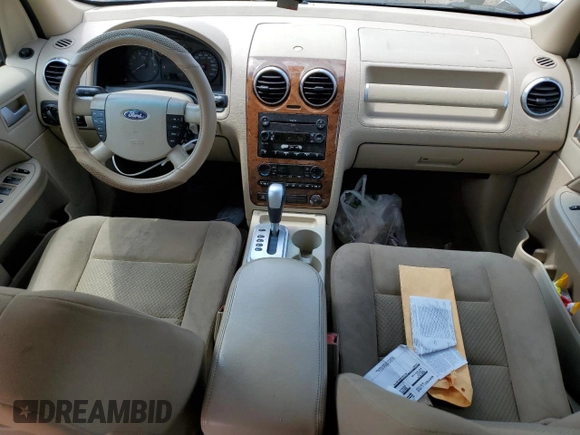 2007 Ford Freestyle SEL z VIN 1FMDK02167GA22907, wystawiony jako Copart lot #59721645 z przebiegiem Nie podano mil oraz Szkoda całkowita • Salvage title. Historia ofert i sprzedaży dostępna na DreamBid. Obrazek 8.