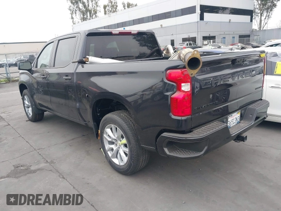 2022 Chevrolet Silverado 1500 Custom with VIN 3GCPABEKXNG538550, listed as a IAAI auction lot 41765350 with 9,982 mi miles and . Bid and sale history available at DreamBid. Image 3.