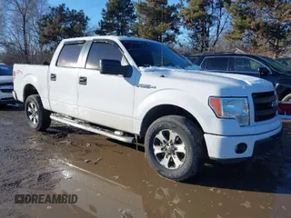 2014 Ford F-150 XL with VIN 1FTFW1EF8EKE30169, listed as a IAAI auction lot 41633608 with 188,642 mi miles. Bid and sale history available at carsss.com. Image 1.