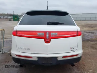 2014 Lincoln MKT EcoBoost with VIN 2LMHJ5AT0EBL50661, listed as a IAAI auction lot 41898237 with 118,770 mi miles and . Bid and sale history available at DreamBid. Image 16.