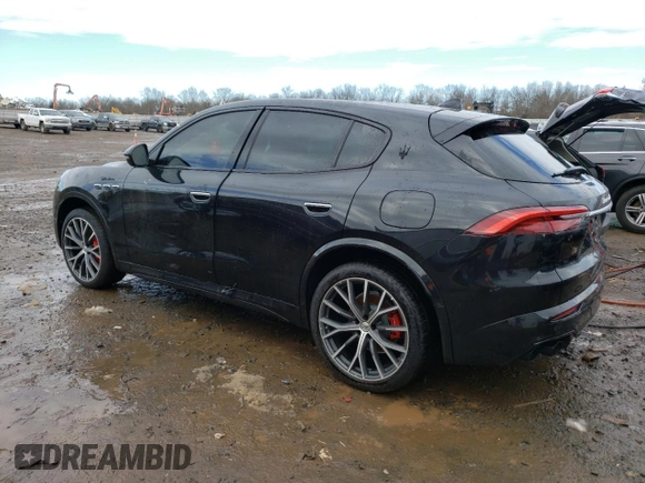 2023 Maserati Grecale Modena z VIN ZN682AVM3P7422553, wystawiony jako Copart lot #43583623 z przebiegiem Nie podano mil oraz . Historia ofert i sprzedaży dostępna na DreamBid. Obrazek 2.