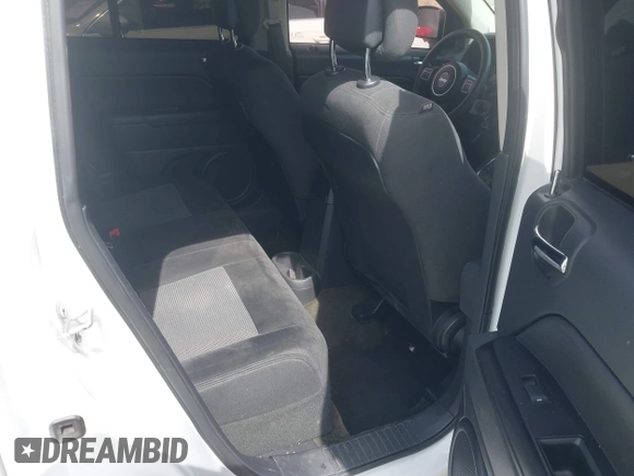 2016 Jeep Compass Sport with VIN 1C4NJCBA8GD718067, listed as a IAAI auction lot 41995875 with 137,677 mi miles and . Bid and sale history available at DreamBid. Image 8.