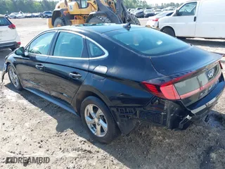2020 Hyundai Sonata SE with VIN 5NPEG4JA9LH056882, listed as a IAAI auction lot 41822599 with 104,050 mi miles. Bid and sale history available at carsss.com. Image 3.