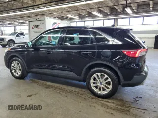 2020 Ford Escape SE z VIN 1FMCU9G66LUB86586, wystawiony jako Copart lot #65367025 z przebiegiem 109 954 mil mil oraz Czysty tytuł • Clean title. Historia ofert i sprzedaży dostępna na DreamBid. Obrazek 2.