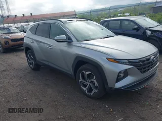 2024 Hyundai Tucson Limited z VIN 5NMJECDE1RH363885, wystawiony jako IAAI lot #42204779 z przebiegiem 141 146 mil mil oraz . Historia ofert i sprzedaży dostępna na DreamBid. Obrazek 1.