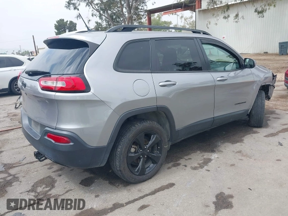 2018 Jeep Cherokee Latitude Tech Connect с VIN 1C4PJLCB2JD540423, выставлен на аукционе IAAI как лот 42159808 с пробегом 186 962 миль миль и . История ставок и продаж доступна на DreamBid. Изображение 4.