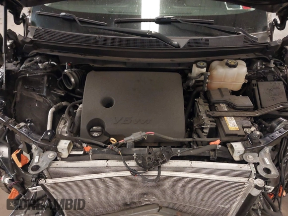 2019 Chevrolet Traverse LS with VIN 1GNEVFKW9KJ155050, listed as a IAAI auction lot 39276188 with 87,926 mi miles. Bid and sale history available at carsss.com. Image 10.