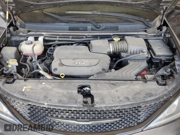 2018 Chrysler Pacifica Touring L с VIN 2C4RC1BG0JR275003, выставлен на аукционе Copart как лот 52110085 с пробегом 83 484 миль миль и Списание • Salvage title. История ставок и продаж доступна на DreamBid. Изображение 12.