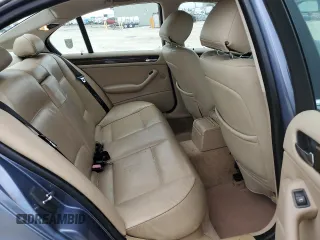 2000 BMW 3 Series 328i with VIN WBAAM5345YJR62026, listed as a Copart auction lot 75124934 with 213,252 mi miles and Salvage Title. Bid and sale history available at carsss.com. Image 10.