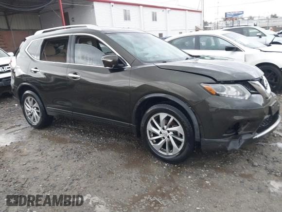 2015 Nissan Rogue SL with VIN 5N1AT2MVXFC911260, listed as a IAAI auction lot 41823690 with 128,121 mi miles. Bid and sale history available at carsss.com. Image 1.