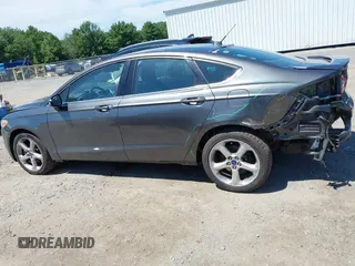 2016 Ford Fusion SE with VIN 3FA6P0T91GR263632, listed as a IAAI auction lot 42622712 with 184,000 mi miles and . Bid and sale history available at DreamBid. Image 15.
