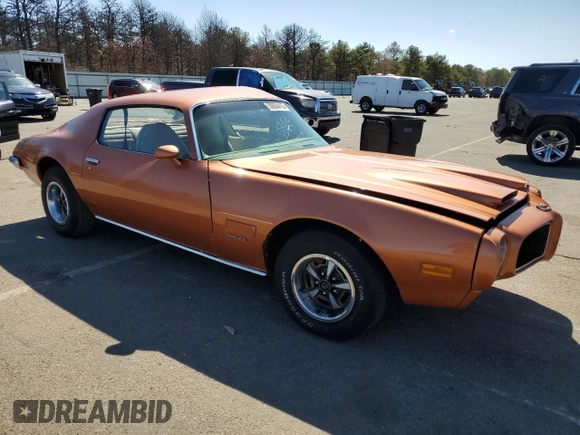 1971 Pontiac Firebird z VIN 226871N109344, wystawiony jako Copart lot #50884415 z przebiegiem 86 664 mil mil oraz Czysty tytuł • Clean title. Historia ofert i sprzedaży dostępna na DreamBid. Obrazek 4.