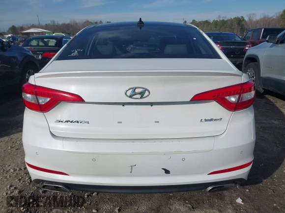 2015 Hyundai Sonata 2.4L Sport with VIN 5NPE34AF7FH035377, listed as a IAAI auction lot 41669248 with 155,385 mi miles. Bid and sale history available at carsss.com. Image 17.